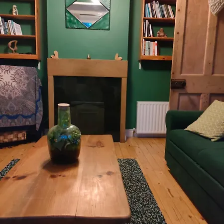 Apartment Hidden Hearts Self Catering *